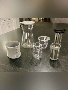 Pampered Chef Cold Brew Pitcher #1568 Set  NEVER USED